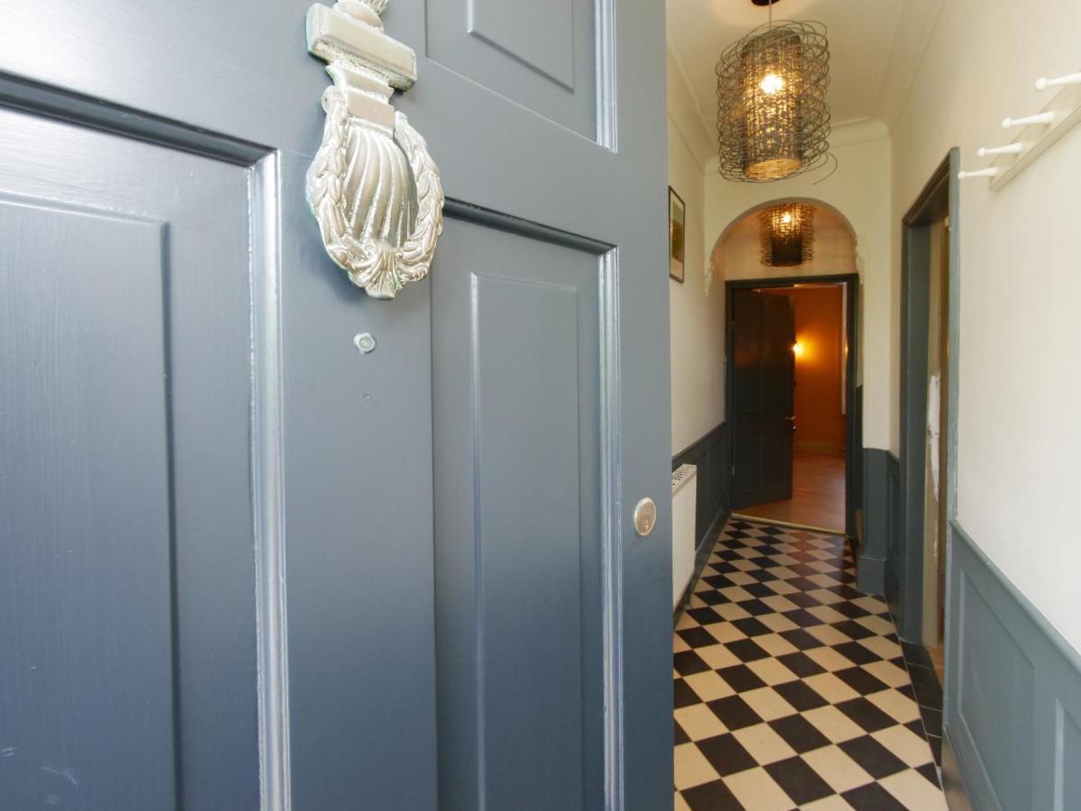 Bar Wall Cottage-City Wall Views-Sleeps 5 York Buitenkant foto